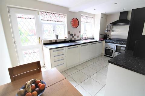 73 Cranbrook Road, Bexleyheath, DA7 5EZ