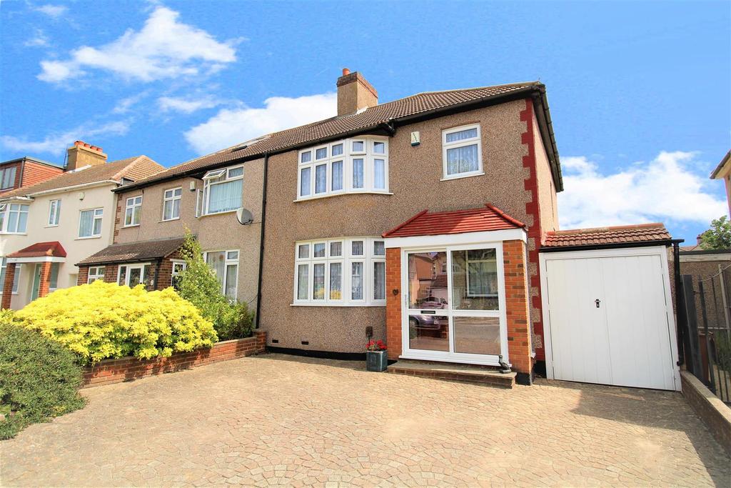 Lansdowne Avenue, Bexleyheath, DA7 5SN 3 bed semidetached house for