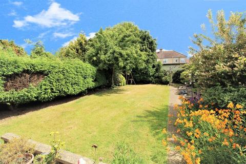 19 Lansdowne Avenue, Bexleyheath, DA7 5SN