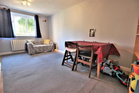 54 Shortlands Close, Belvedere, DA17 5QY