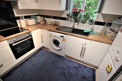 54 Shortlands Close, Belvedere, DA17 5QY