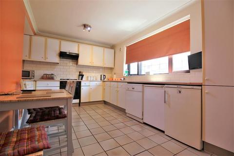 227 Ampleforth Road, London, SE2 9BQ