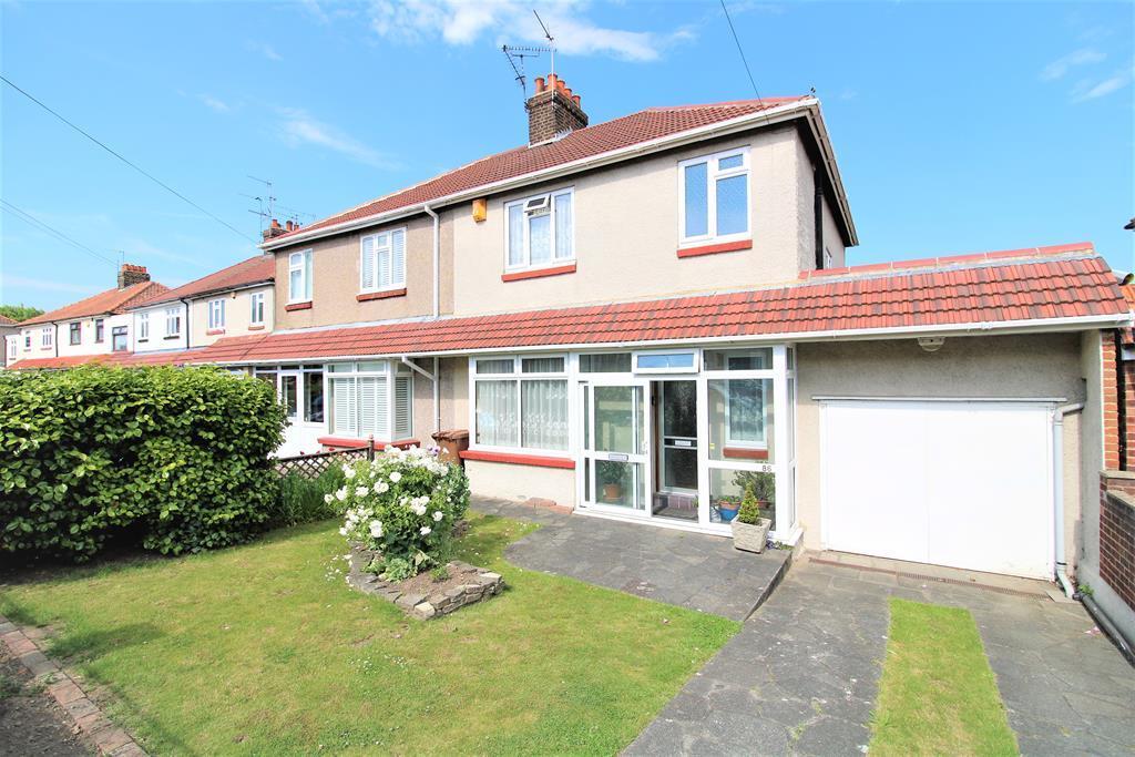 Hillingdon Road, Bexleyheath, Kent, DA7 6LL 3 bed semidetached house