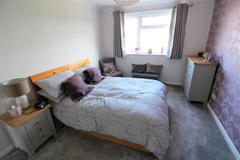 8 Basing Drive, Bexley, DA5 1EP