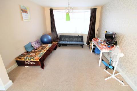 15 Buxton Road, Erith, DA8 3BJ