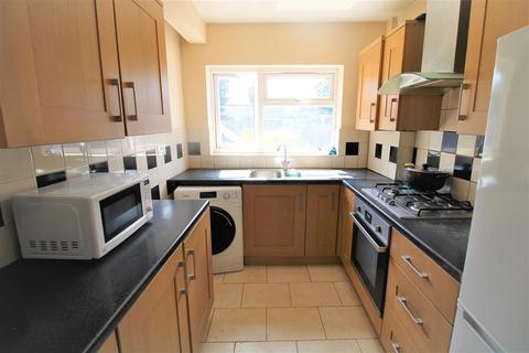 15 Buxton Road, Erith, DA8 3BJ