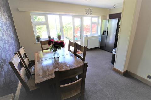 98 Swanton Road, Erith, DA8 1LR