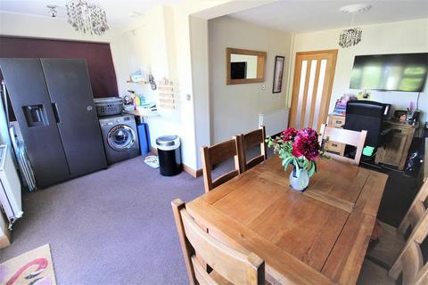 98 Swanton Road, Erith, DA8 1LR