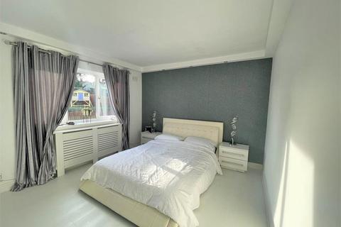 146 Avenue Road, Erith, DA8 3AZ