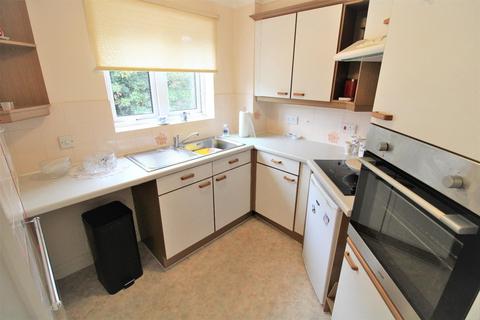 1 bedroom retirement property for sale, Waters Edge Court , 1 Wharfside Close, Erith, Kent , DA8 1QW