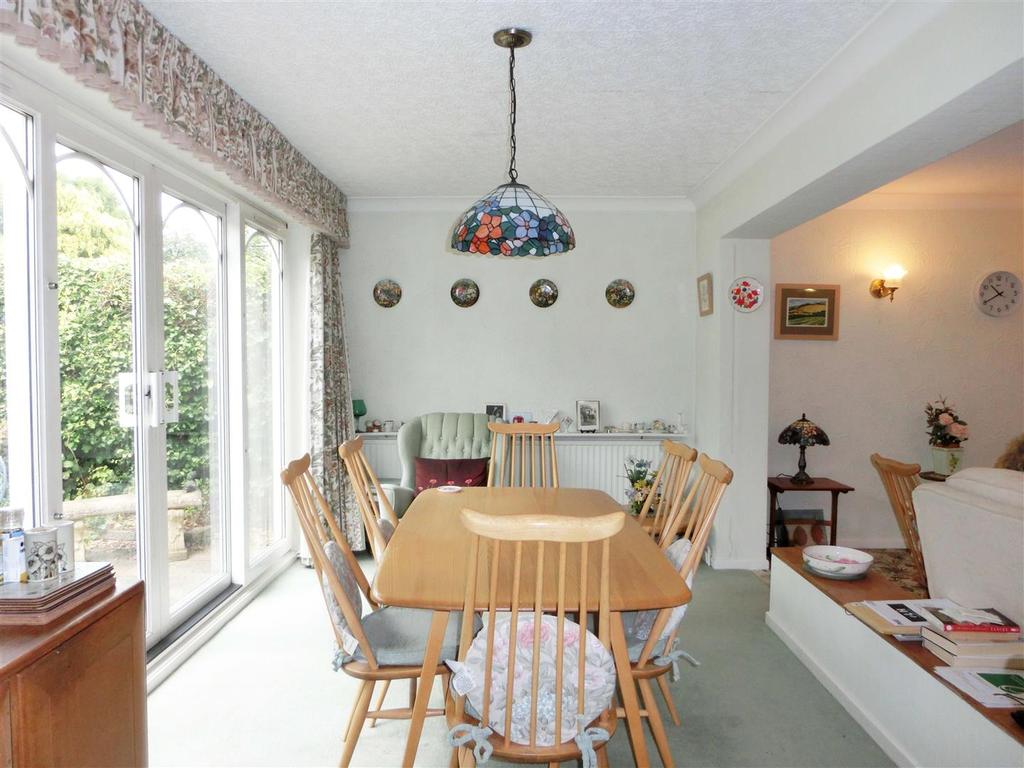 Extended dining room