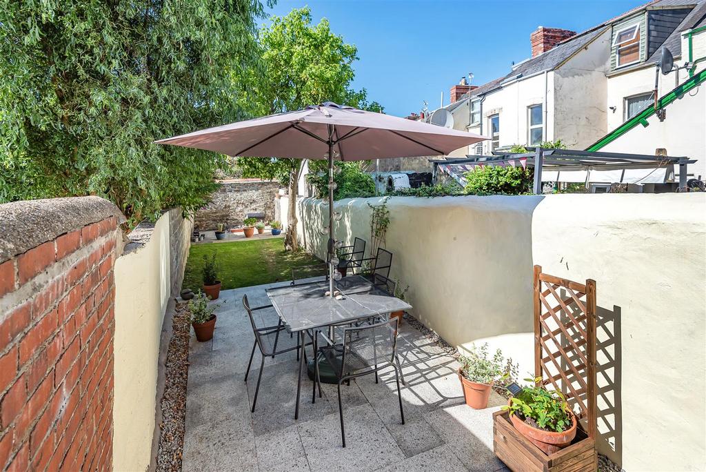 Richmond Terrace, Barnstaple, Devon 3 bed terraced house for sale £