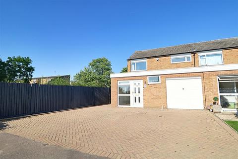 71 Paddock Mead, Harlow, CM18 7RS