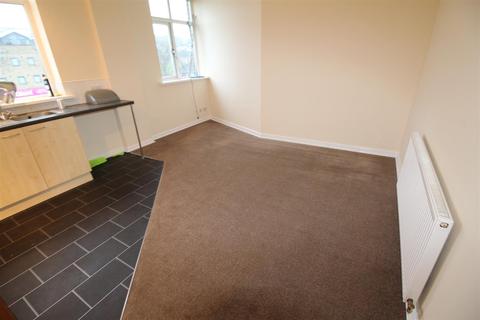 2 bedroom flat for sale, Back Dale Street, Shipley