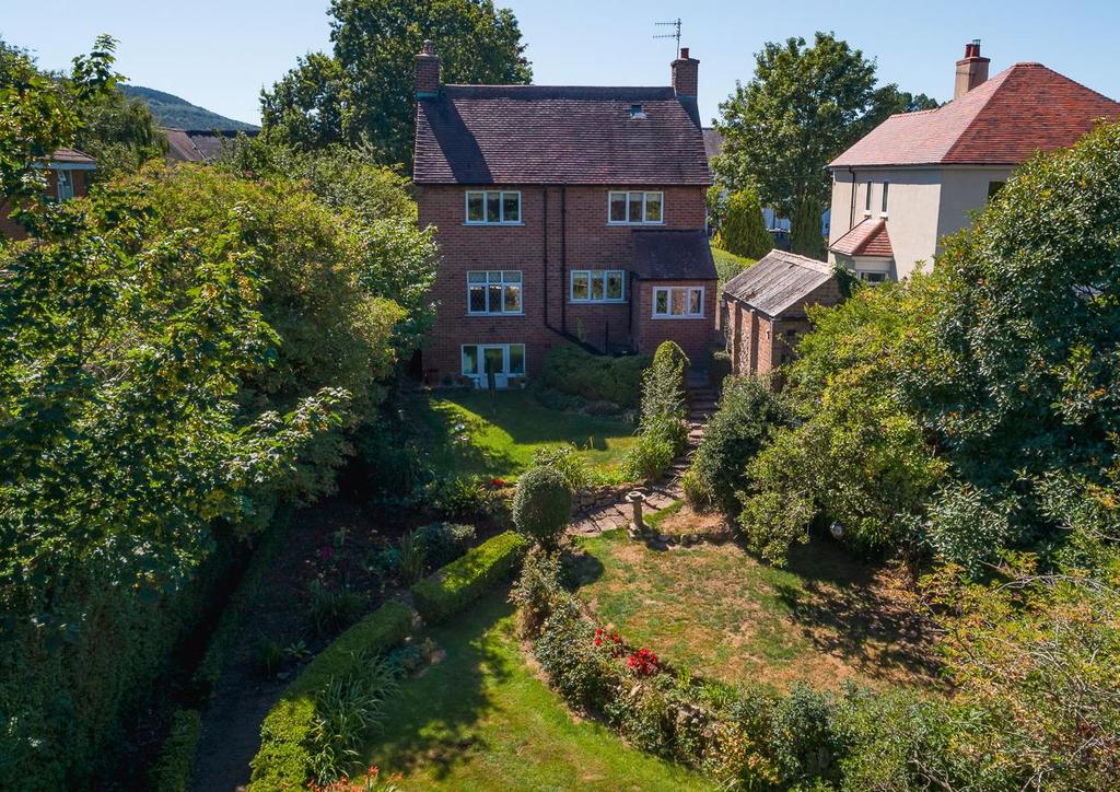 Hackness Road, Newby, Scarborough 3 bed detached house £425,000
