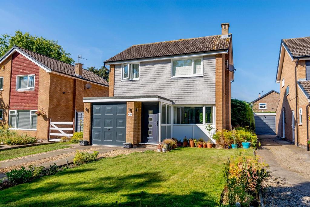 Whitsundale Close, Knaresborough, HG5... 3 bed detached house £395,000