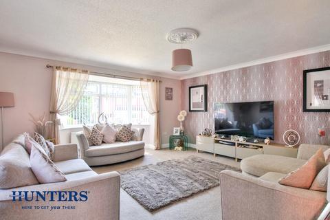 15a Harrow Avenue, Oldham, OL8 4HZ