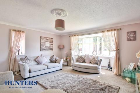 15a Harrow Avenue, Oldham, OL8 4HZ