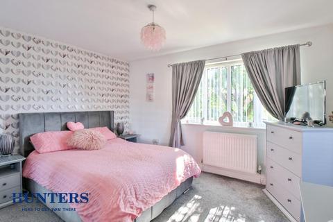 15a Harrow Avenue, Oldham, OL8 4HZ