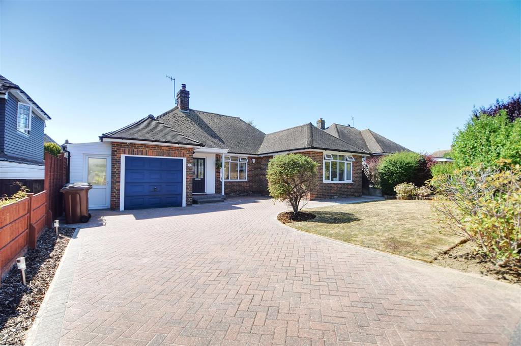 Eden Drive, BexhillOnSea 2 bed detached bungalow £580,000