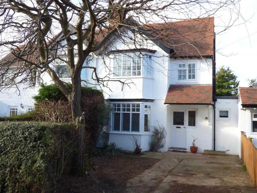 Maidenhead Road, StratfordUponAvon 3 bed semidetached house £1,400