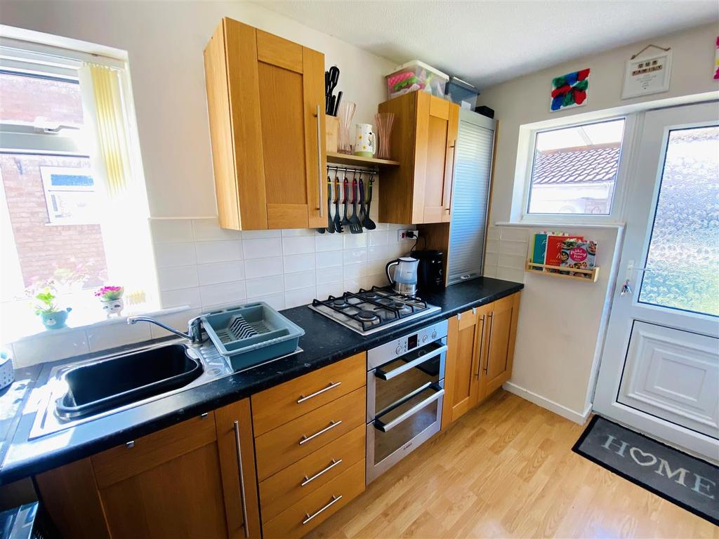 Westbourne Road, Selby 2 bed semidetached bungalow for sale £170,000