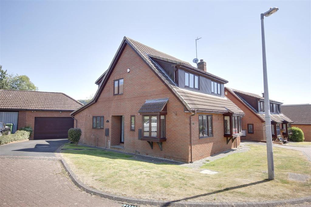 The Stray, South Cave 4 bed detached house £399,950
