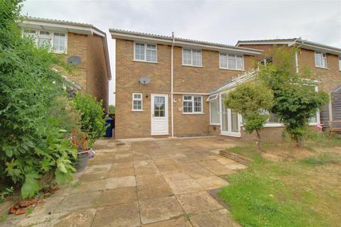 12 Hanover Way, Churchdown, Gloucester, GL3 1NJ