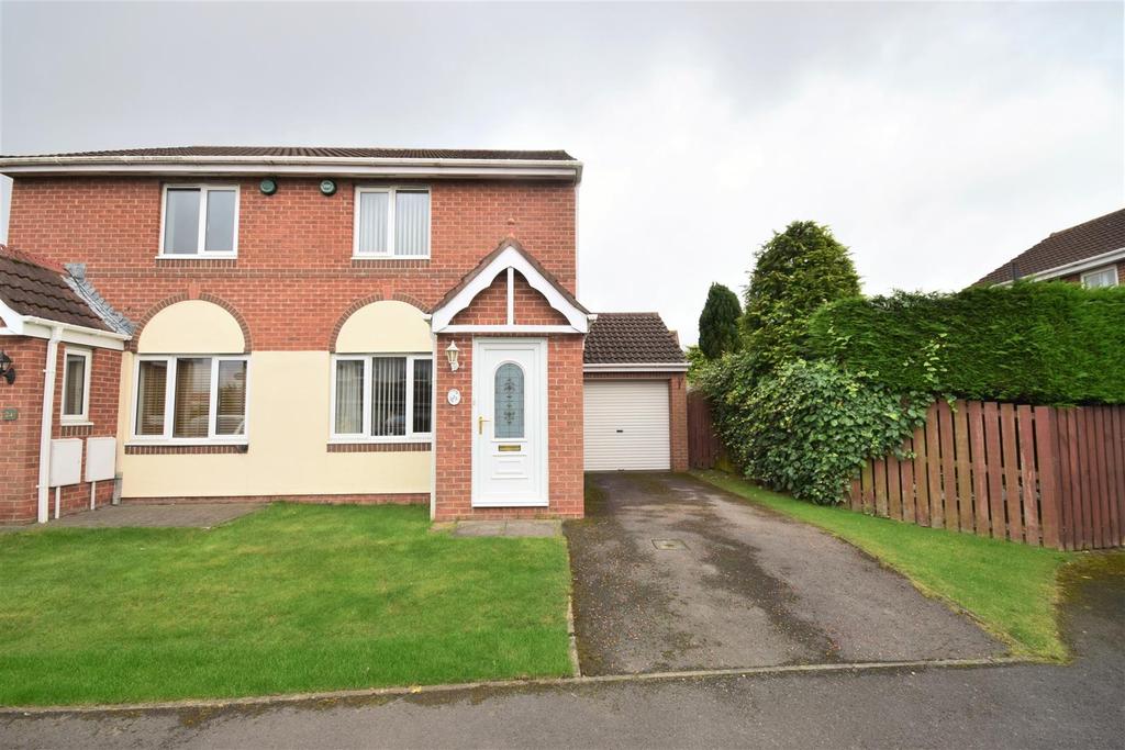 St. Marys Drive, West Rainton... 2 bed semidetached house £155,000