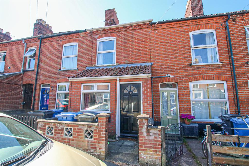 Beaconsfield Road, Norwich 3 bed terraced house for sale £200,000