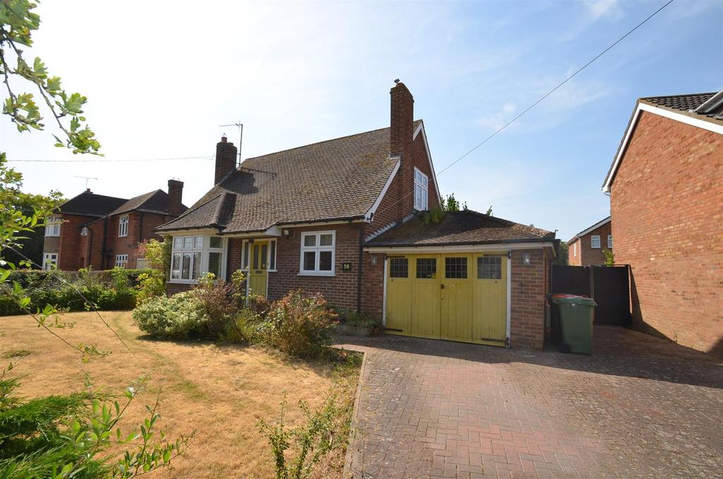 Manor Road, BartonLeClay, Bedford 2 bed detached house £465,000