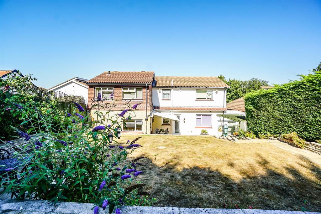 St. Helens Park Road, Hastings 5 bed detached house for sale £699,950