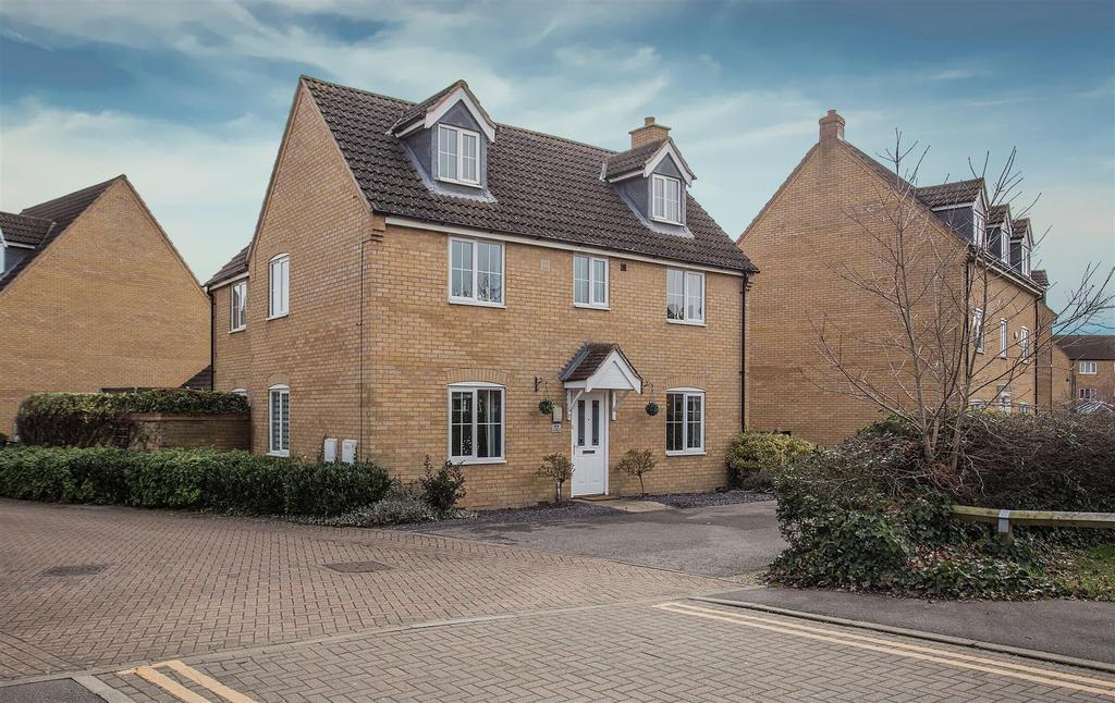 Marketstede, Hampton Hargate, Peterborough 4 bed detached house for