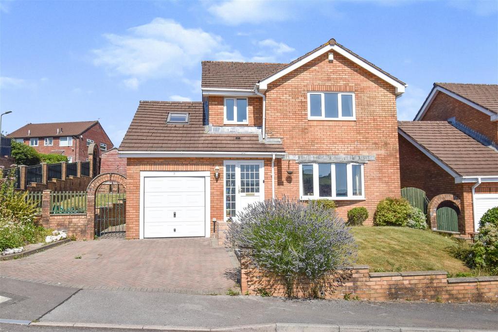 Cae Caradog, Caerphilly 4 bed detached house £390,000