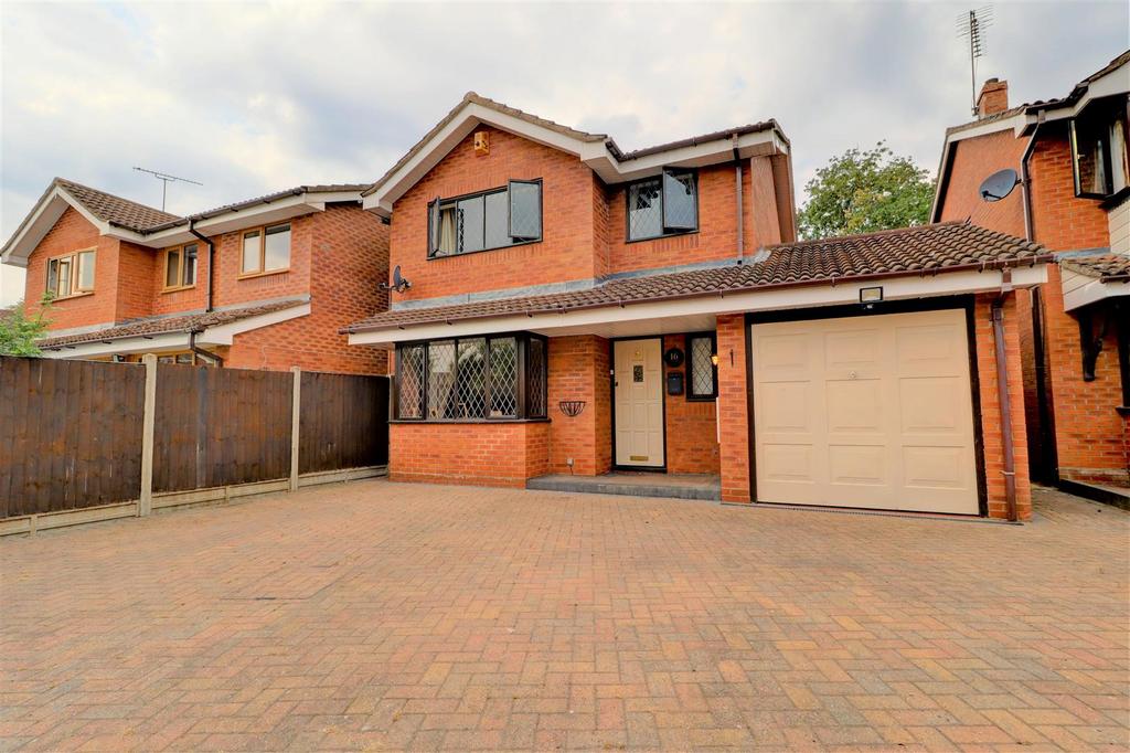 Thackeray Close, Galley Common, Nuneaton 4 bed detached house £317,500