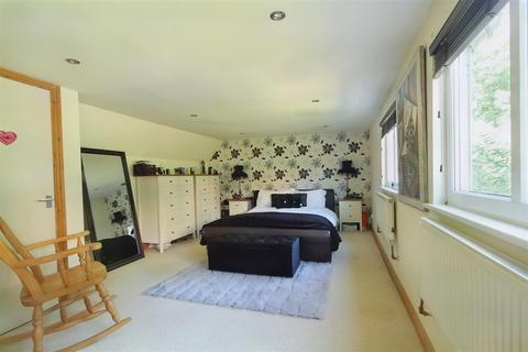 5 bedroom semi-detached house for sale - Wood Nook, Denby Dale, Huddersfield, HD8 8RR