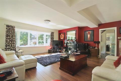 5 bedroom semi-detached house for sale, Wood Nook, Denby Dale, Huddersfield, HD8 8RR