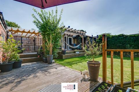 16 Cavendish Close, Rotherham, S65 3HW