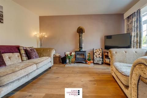 16 Cavendish Close, Rotherham, S65 3HW
