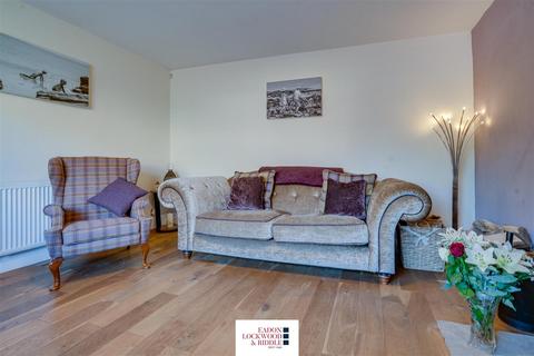 16 Cavendish Close, Rotherham, S65 3HW