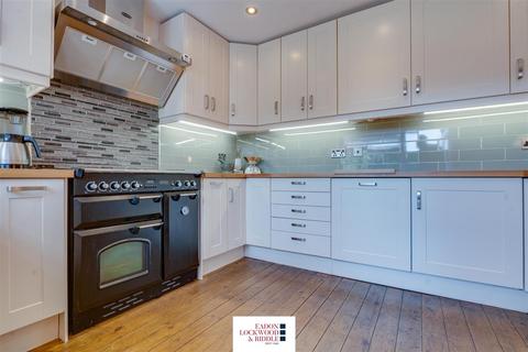 16 Cavendish Close, Rotherham, S65 3HW