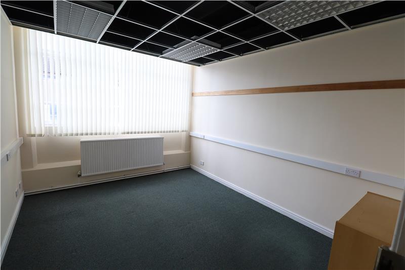 Regent Street, Hinckley, Leicestershire Office to rent £210 pcm (£48 pw)