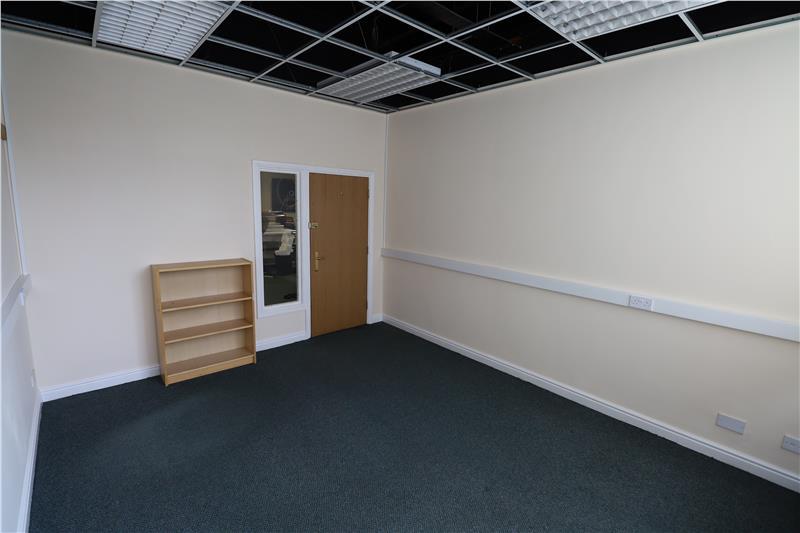Regent Street, Hinckley, Leicestershire Office to rent £210 pcm (£48 pw)