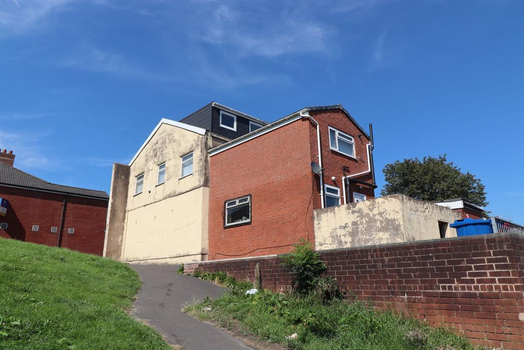 Johnston Street, Blackburn, BB2 2 bed to rent £525 pcm (£
