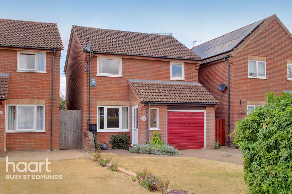 Sebert Road, Bury St Edmunds 3 bed detached house for sale £300,000