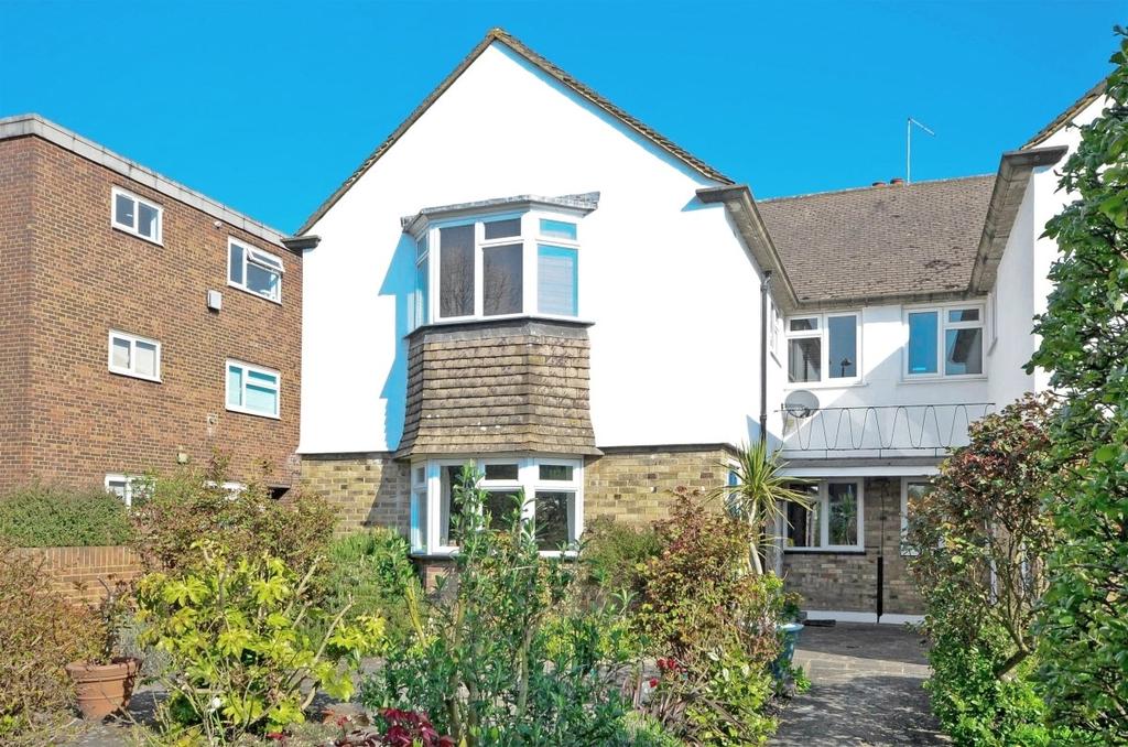 Mulgrave Road Sutton SM2 2 bed £1,500 pcm (£346 pw)