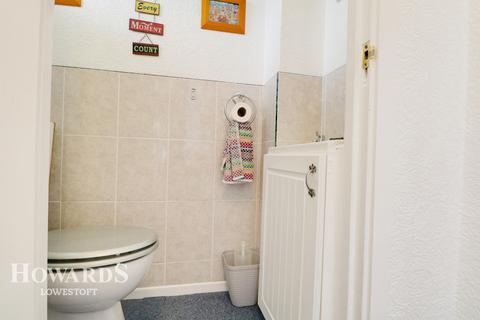20 Bramble Green, Lowestoft, NR32 2SJ