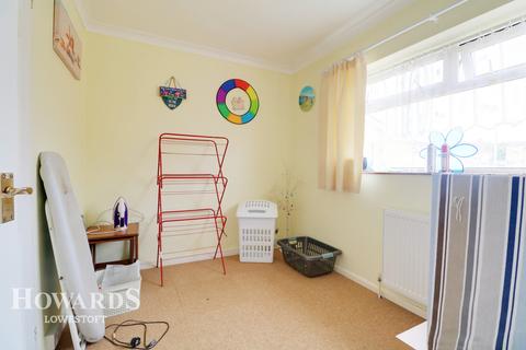 20 Bramble Green, Lowestoft, NR32 2SJ