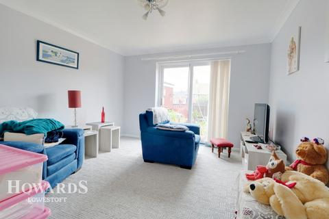 20 Bramble Green, Lowestoft, NR32 2SJ