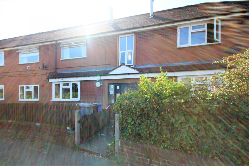Barkway Road Stretford M32 2 bed flat for sale £170,000